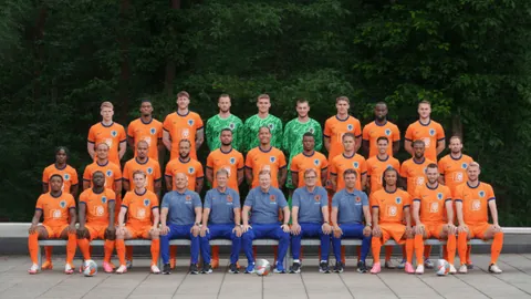 波利塔诺助力卢卡库，那不勒斯2-1逆袭AC米兰